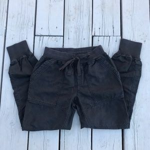 ☀️ Community by Aritzia joggers